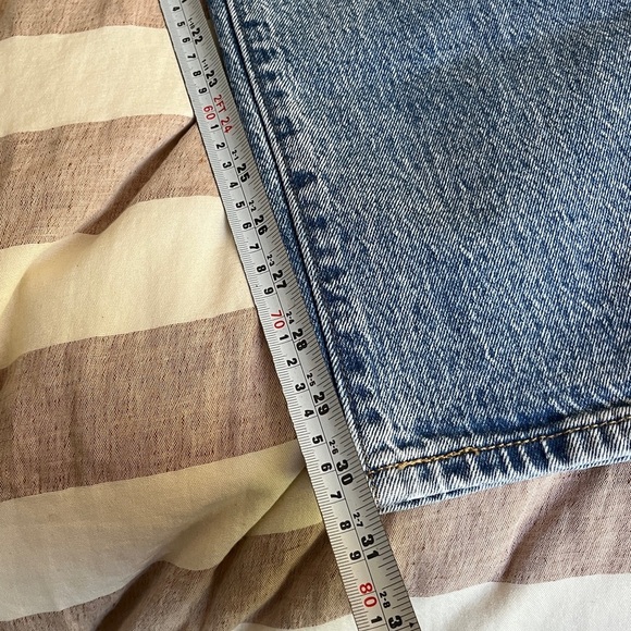 Levi's Premium 501 Straight Jeans in Hollow Days Medium Wash Size 28 L 32" - Picture 14 of 14